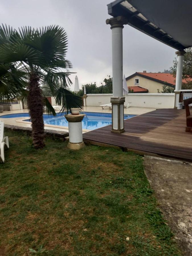 Pobri App3 Apartment *